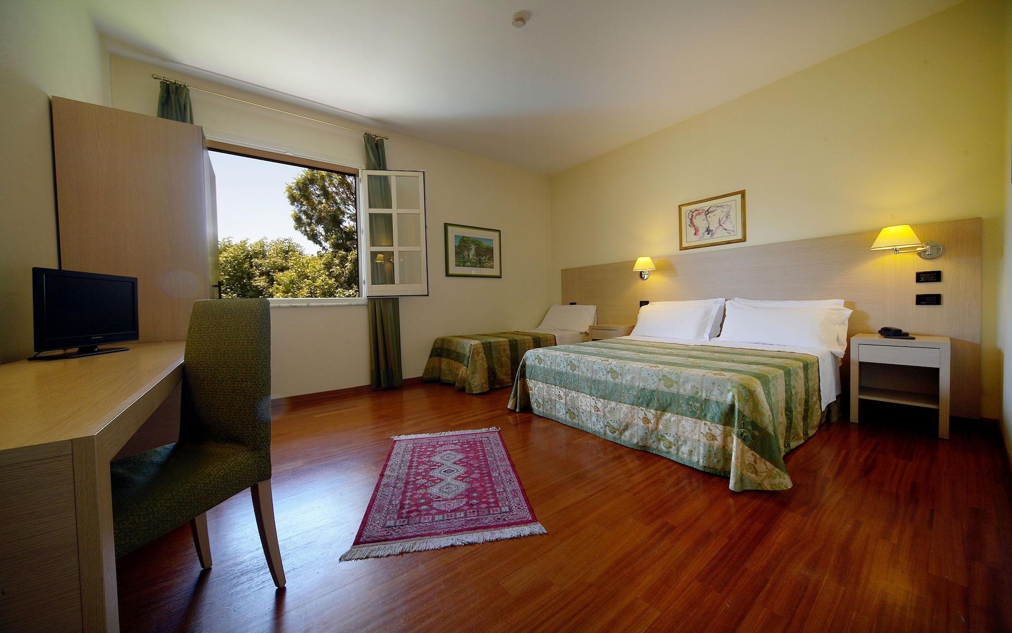 Hotel Borgo Verde CTA Exterior photo