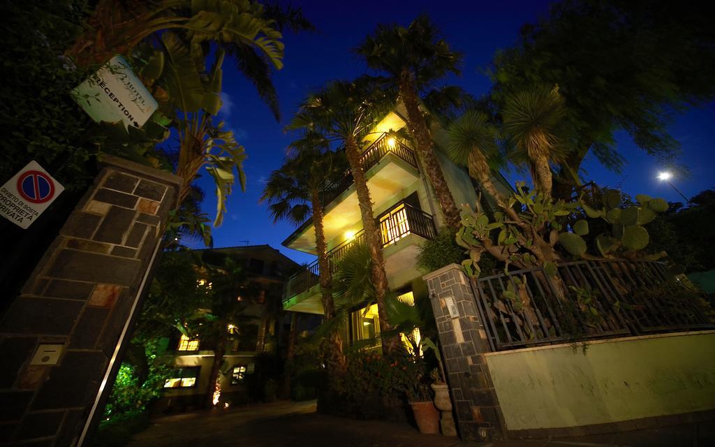 Hotel Borgo Verde CTA Exterior photo